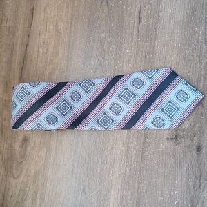 Vintage Americana Blue Geometric Print Tie With Stripes